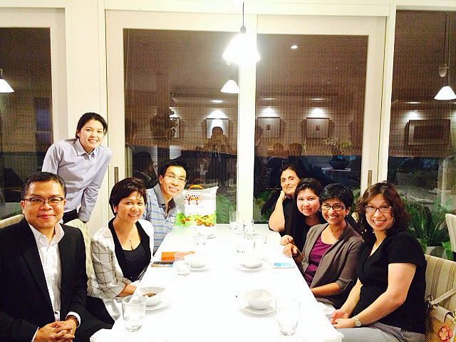 3.1385299467.at-baan-glom-gig-with-the-team