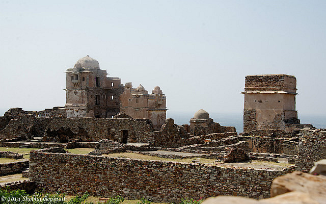 7.1415639382.part-of-the-chittorgarh-fort